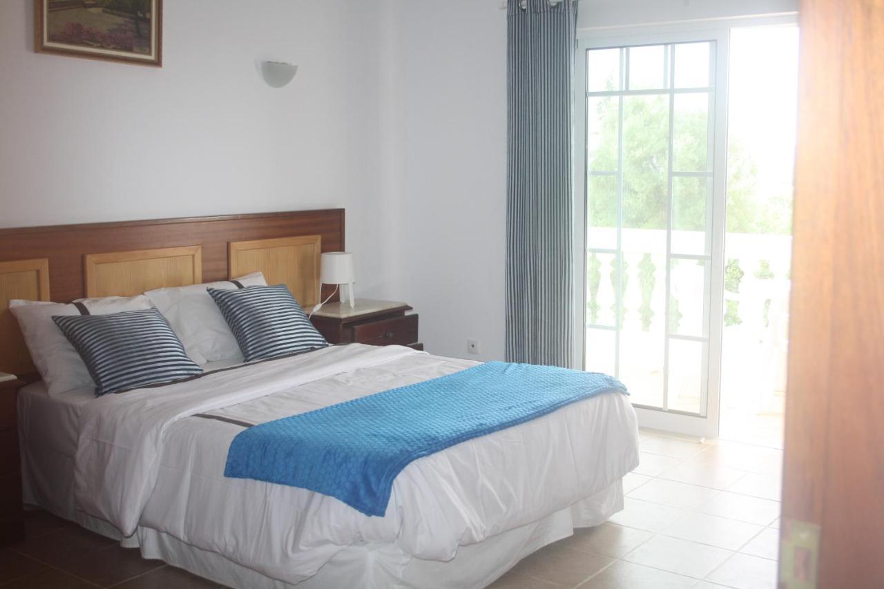 Rustic Villa Guesthouse Santa Bárbara de Nexe Extérieur photo