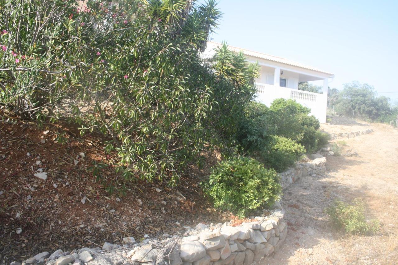Rustic Villa Guesthouse Santa Bárbara de Nexe Extérieur photo