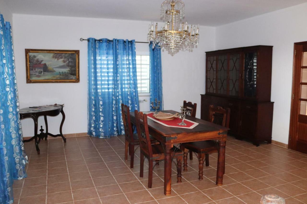 Rustic Villa Guesthouse Santa Bárbara de Nexe Extérieur photo
